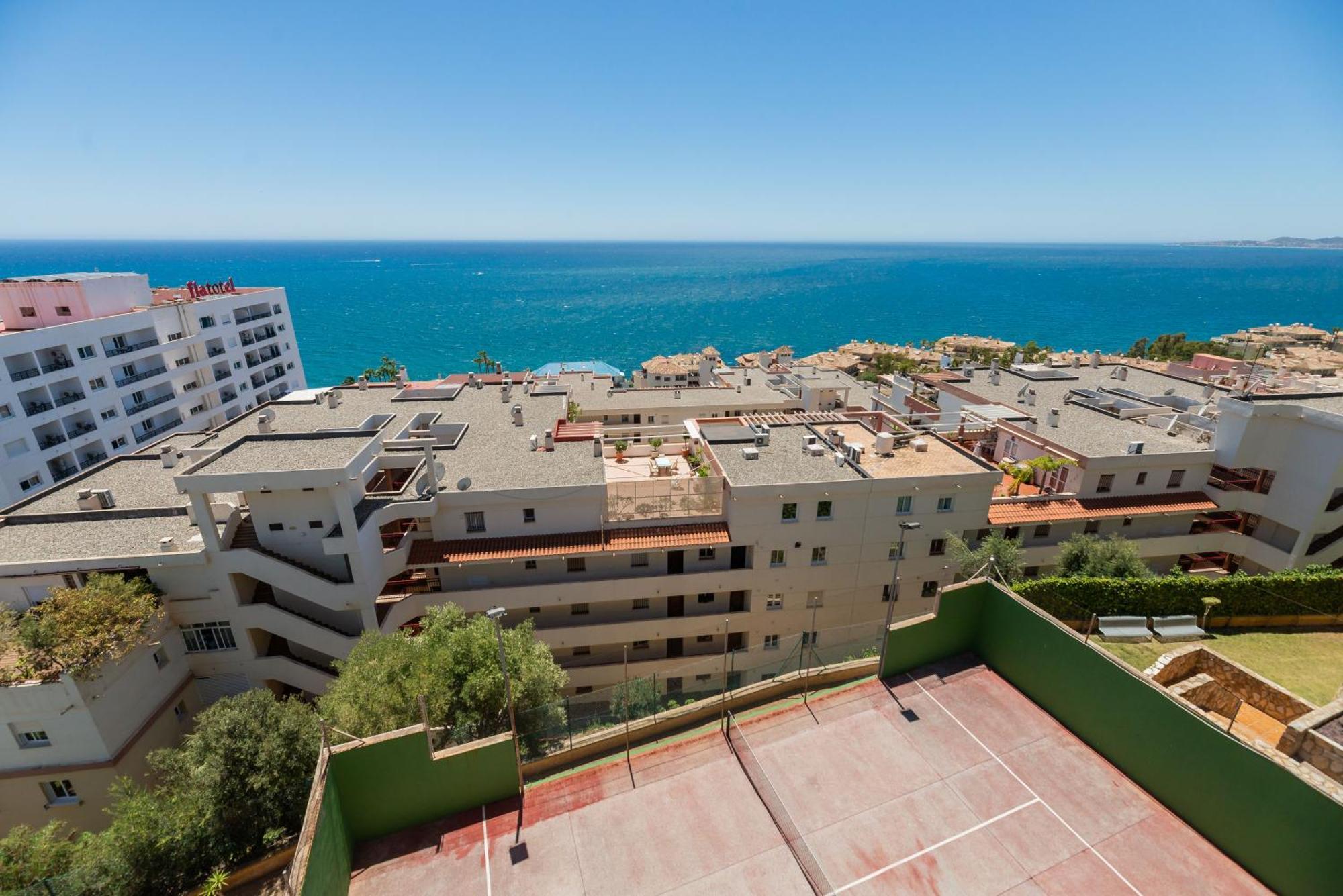 شقة Luxury 4Bdr Penthouse With Sea Views بينالماذينا المظهر الخارجي الصورة