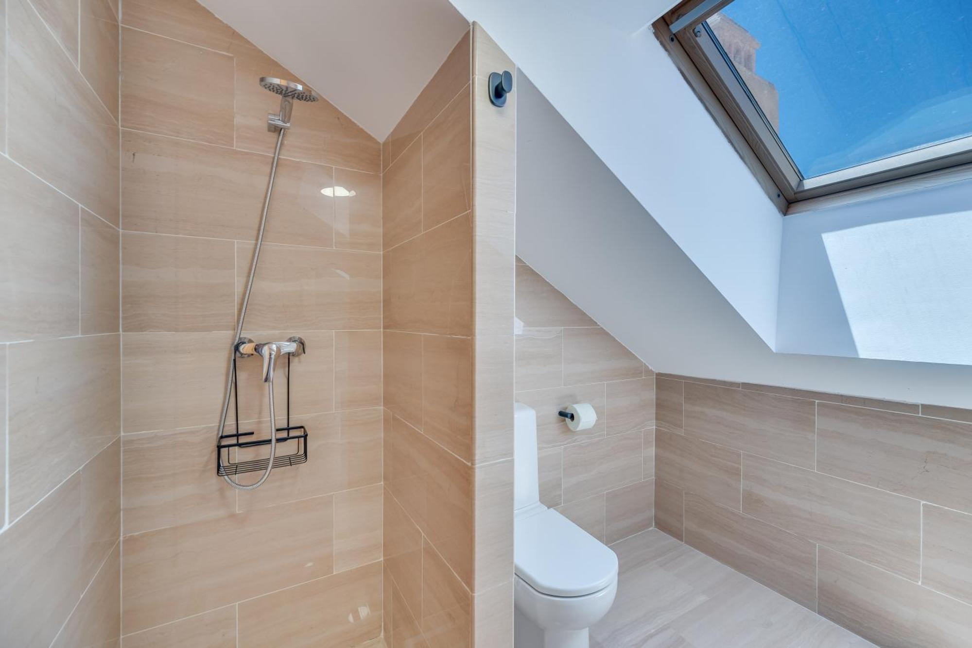 شقة Luxury 4Bdr Penthouse With Sea Views بينالماذينا المظهر الخارجي الصورة