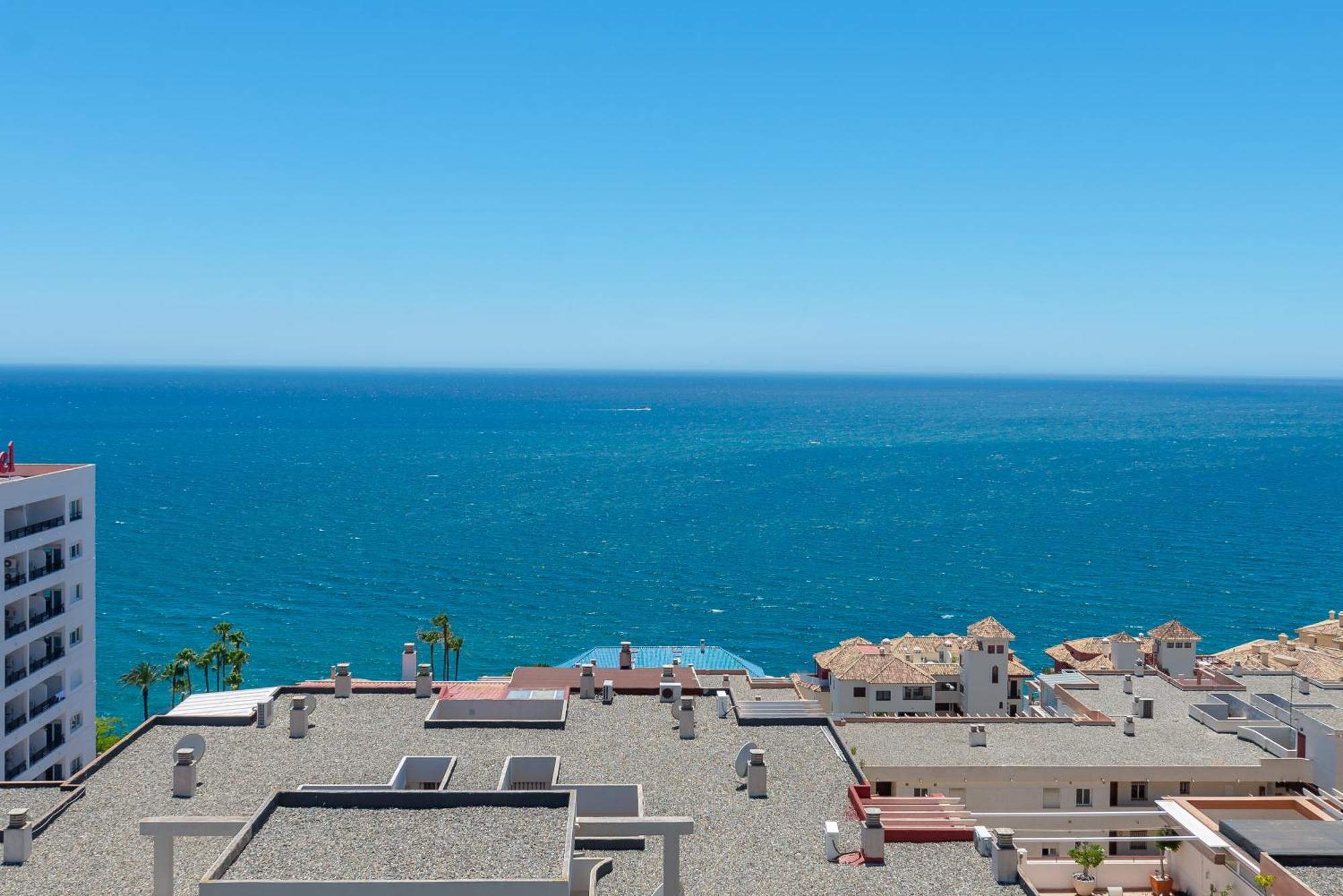 شقة Luxury 4Bdr Penthouse With Sea Views بينالماذينا المظهر الخارجي الصورة
